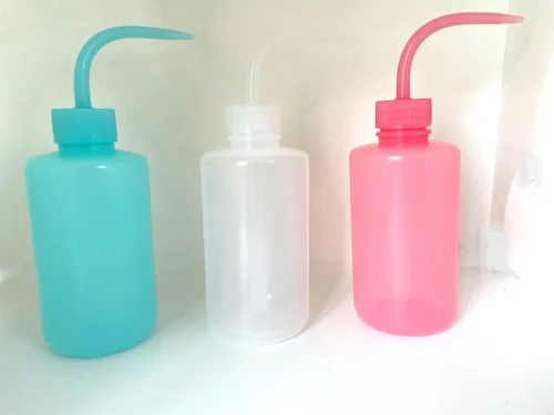 BOTELLA DE LAVADO - LIMPIEZA DE PESTAÑAS/CEJAS CON TUBO - (250cc) - TRANSPARENTE