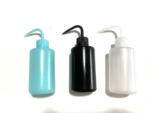 Alternative view of BOTELLA DE LAVADO - LIMPIEZA DE PESTAÑAS/CEJAS CON TUBO - (250cc)